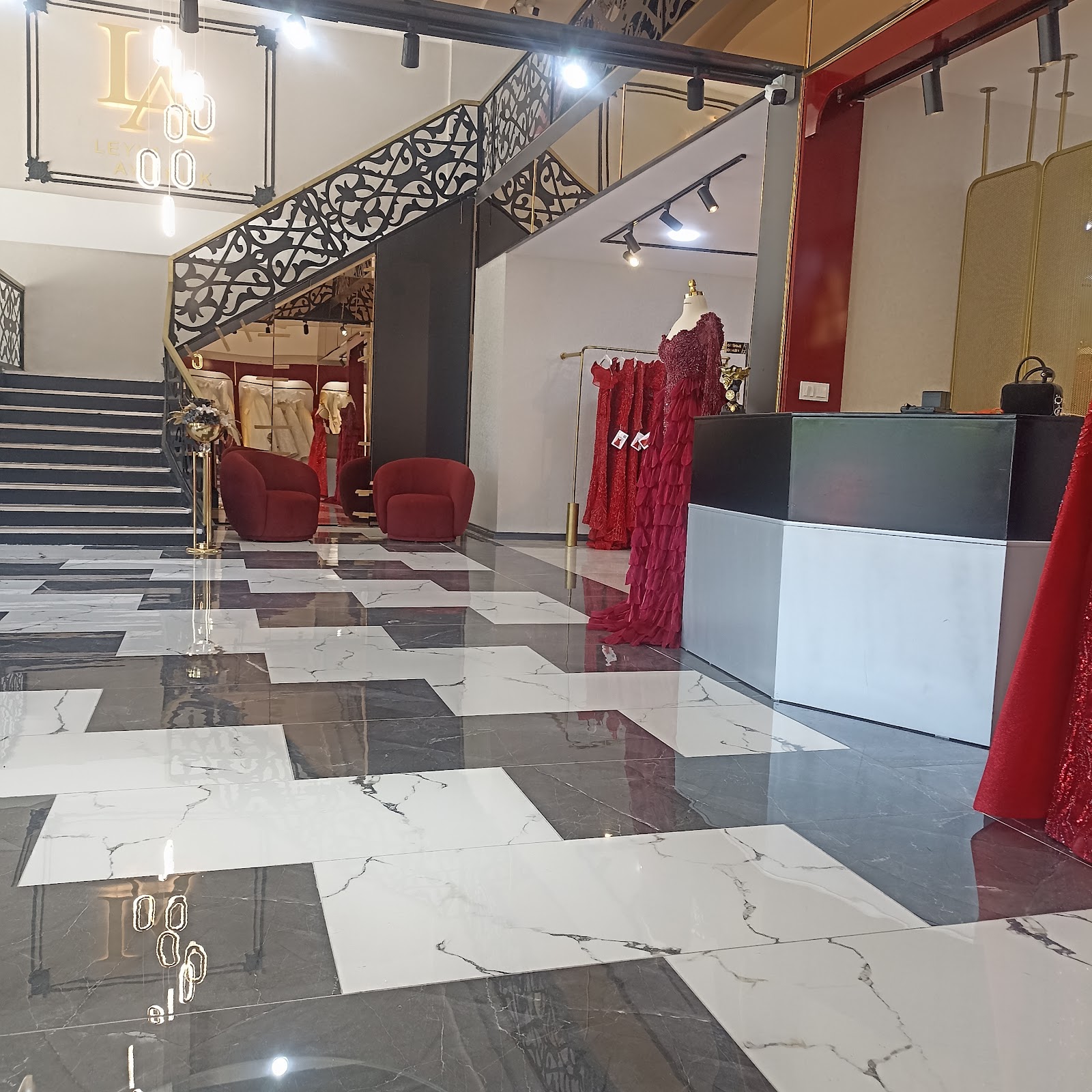 Leyla Aydınlık Gelinlik Diyarbakır kır düğünü mekanı — Bağlar