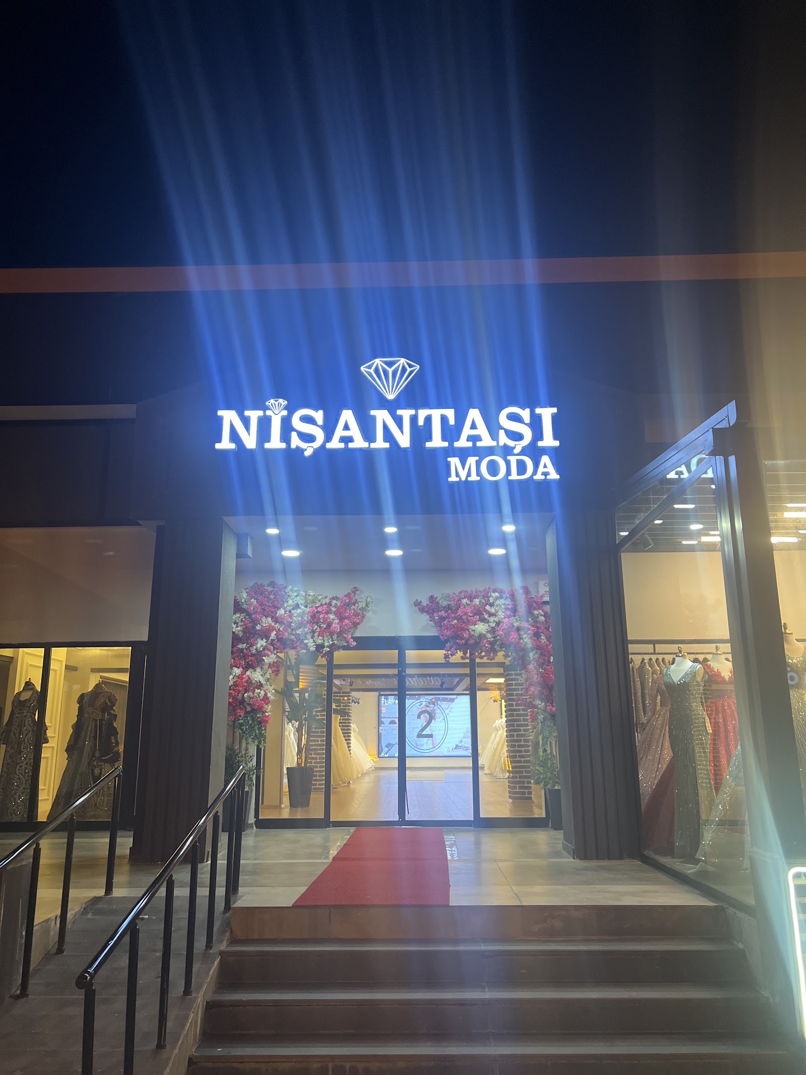 Nişantaşı Gelinlik & Kuaför -Diyarbakır